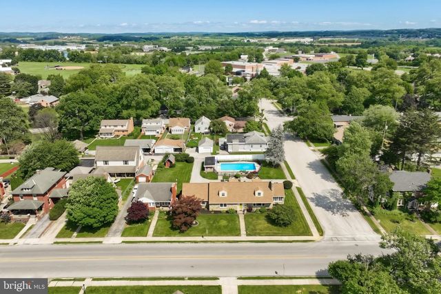 1001 BROADWAY, Hanover, PA 17331