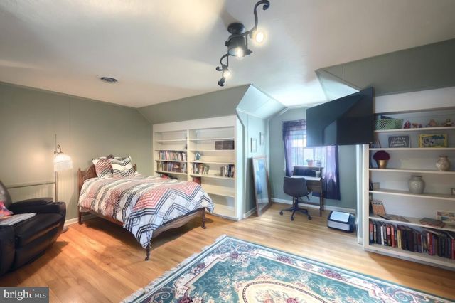 1001 BROADWAY, Hanover, PA 17331