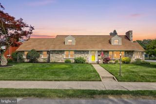1001 BROADWAY, Hanover, PA 17331