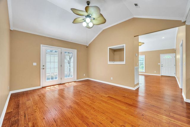 610 Callaway Court, Chattanooga, TN 37421