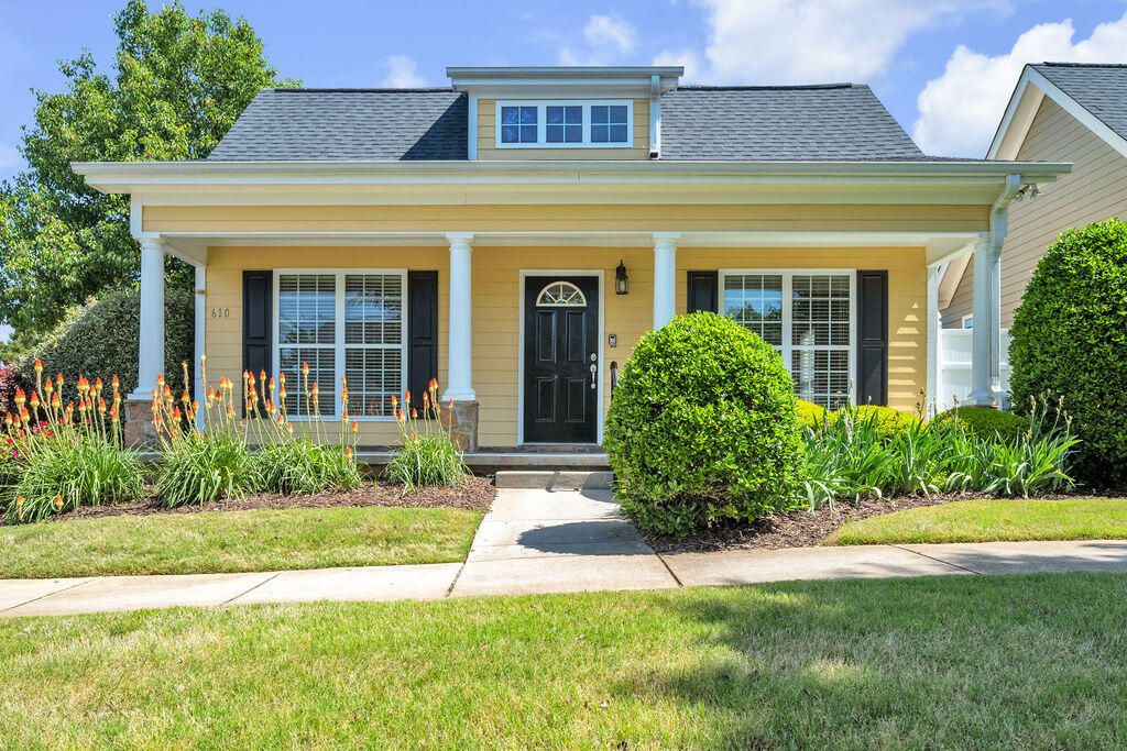 610 Callaway Court, Chattanooga, TN 37421