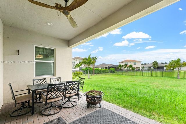 15901 Meadowlark Court, Loxahatchee, FL 33470
