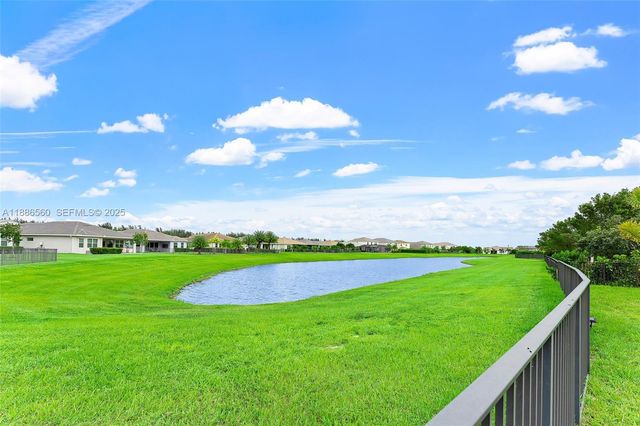 15901 Meadowlark Court, Loxahatchee, FL 33470