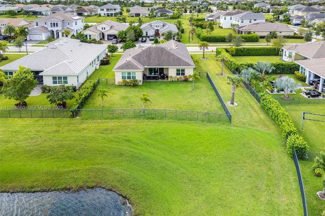 15901 Meadowlark Court, Loxahatchee, FL 33470
