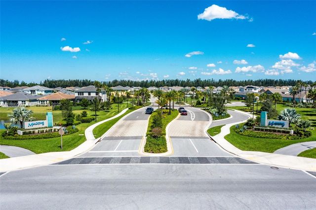 15901 Meadowlark Court, Loxahatchee, FL 33470