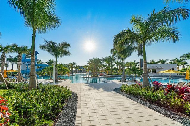 15901 Meadowlark Court, Loxahatchee, FL 33470