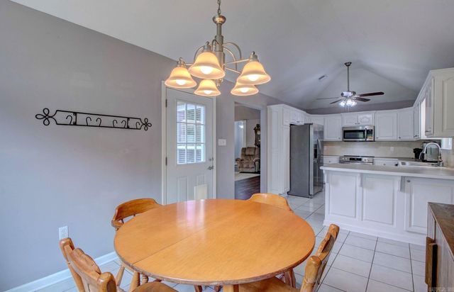 21 West Point Drive, Maumelle, AR 72113