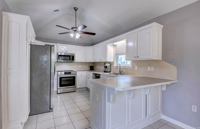 21 West Point Drive, Maumelle, AR 72113