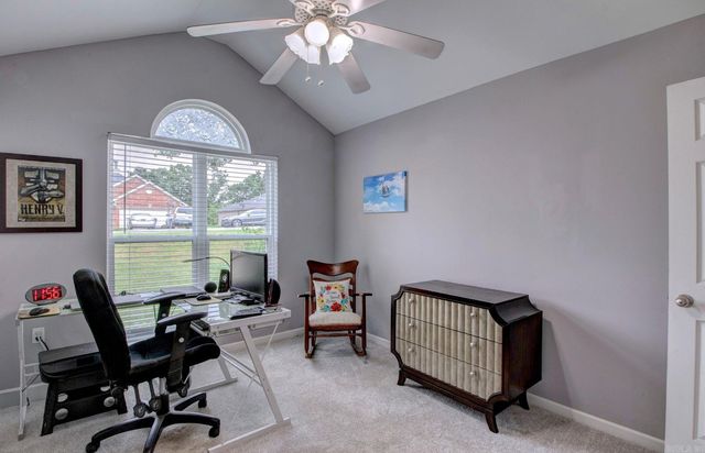 21 West Point Drive, Maumelle, AR 72113