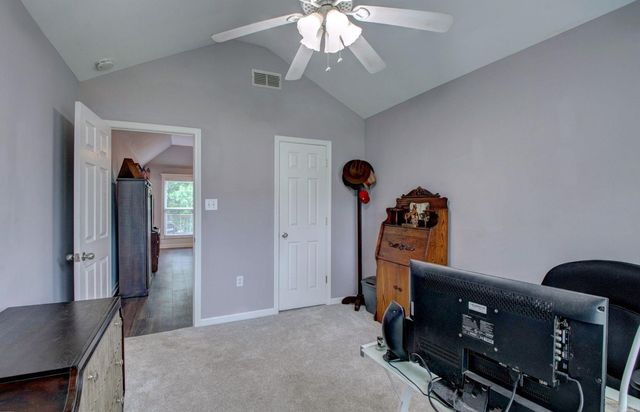 21 West Point Drive, Maumelle, AR 72113