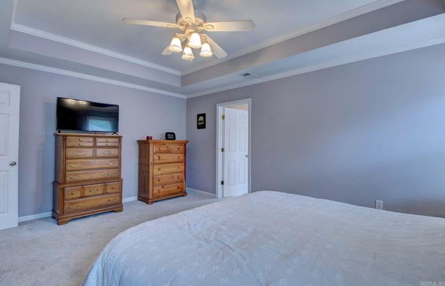 21 West Point Drive, Maumelle, AR 72113