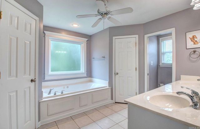 21 West Point Drive, Maumelle, AR 72113
