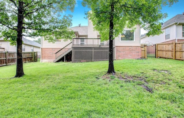 21 West Point Drive, Maumelle, AR 72113