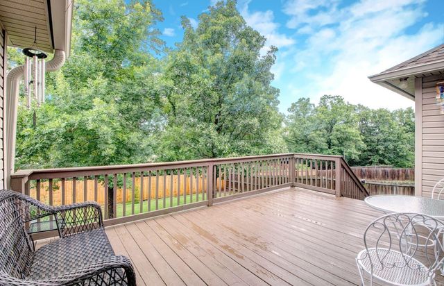 21 West Point Drive, Maumelle, AR 72113
