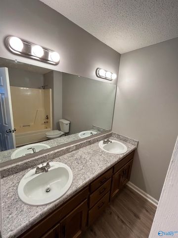 105 Bellhurst Circle, Meridianville, AL 35759