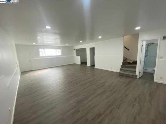 3859 High St, Oakland, CA 94619