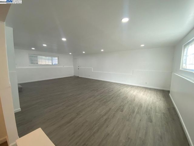 3859 High St, Oakland, CA 94619