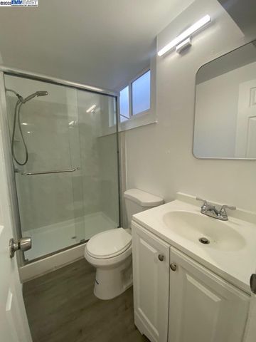 3859 High St, Oakland, CA 94619