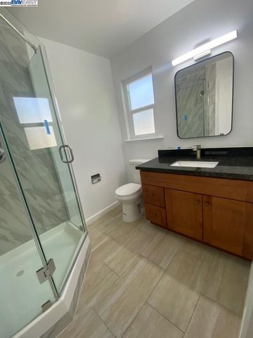 3859 High St, Oakland, CA 94619