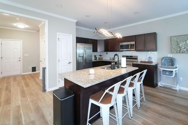 711 Korner Rock Road, Kernersville, NC 27284