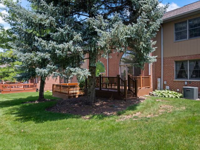 204 Jason Court, Bloomingdale, IL 60108