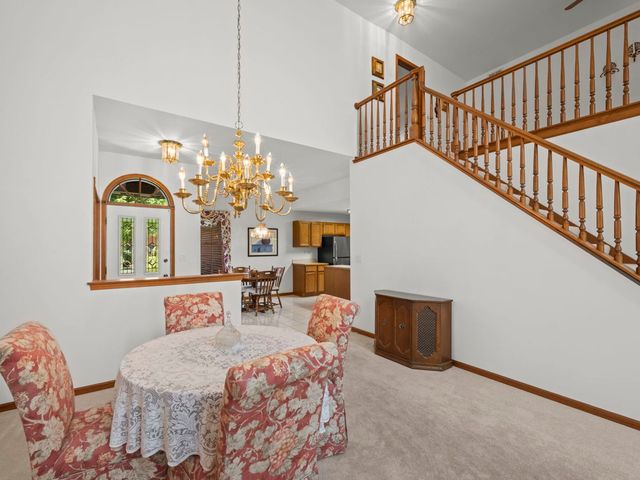 204 Jason Court, Bloomingdale, IL 60108