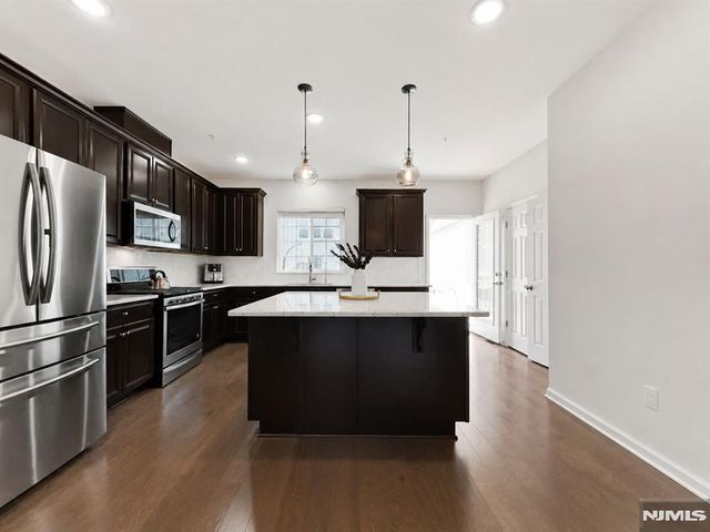 85 Truman Drive, Wood Ridge, NJ 07075