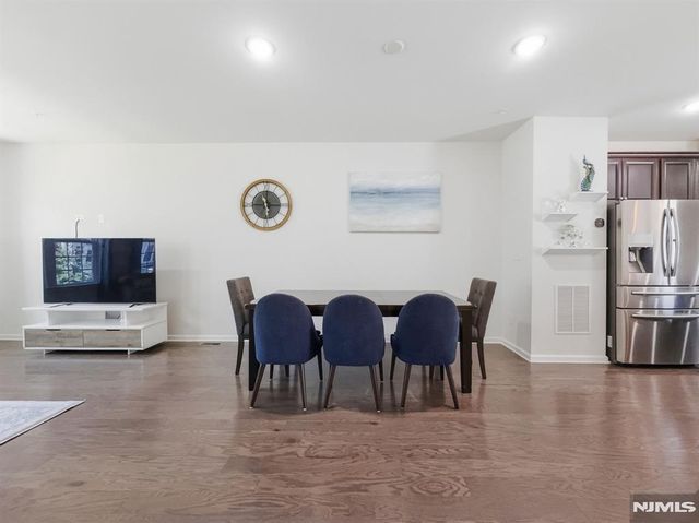 85 Truman Drive, Wood Ridge, NJ 07075
