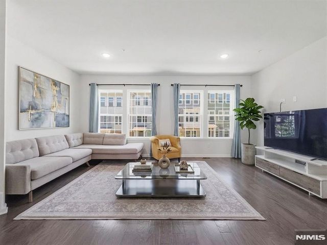 85 Truman Drive, Wood Ridge, NJ 07075