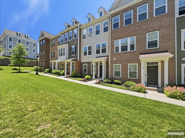 85 Truman Drive, Wood Ridge, NJ 07075