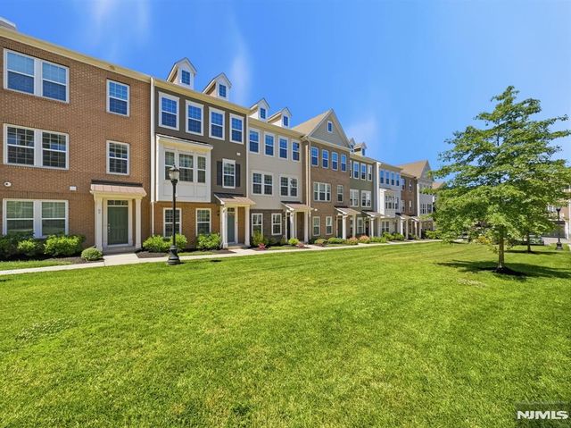 85 Truman Drive, Wood Ridge, NJ 07075