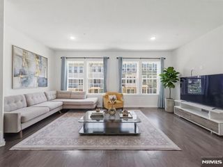 85 Truman Drive, Wood Ridge, NJ 07075