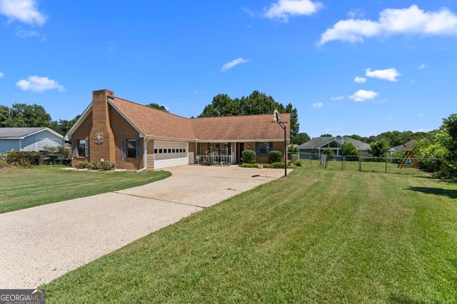 103 Sun Valley Court, Warner Robins, GA 31093