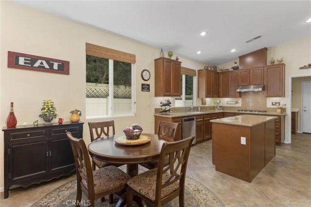 1686 Piper Creek, Beaumont, CA 92223