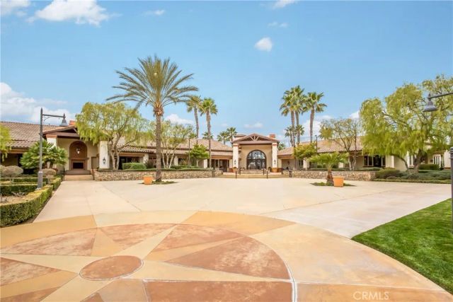 1686 Piper Creek, Beaumont, CA 92223