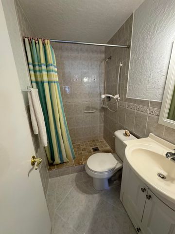 632 Snug Harbor Drive D2, Boynton Beach, FL 33435