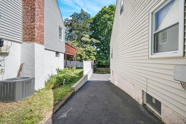 104 Lefferts Road, Yonkers, NY 10705
