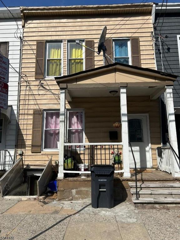 39 Sunset Ave, Newark City, NJ 07106