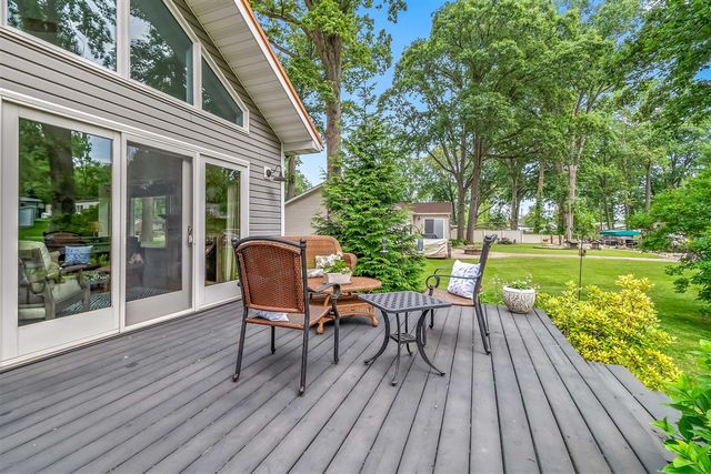 297 Winhoven Drive, Coldwater, MI 49036