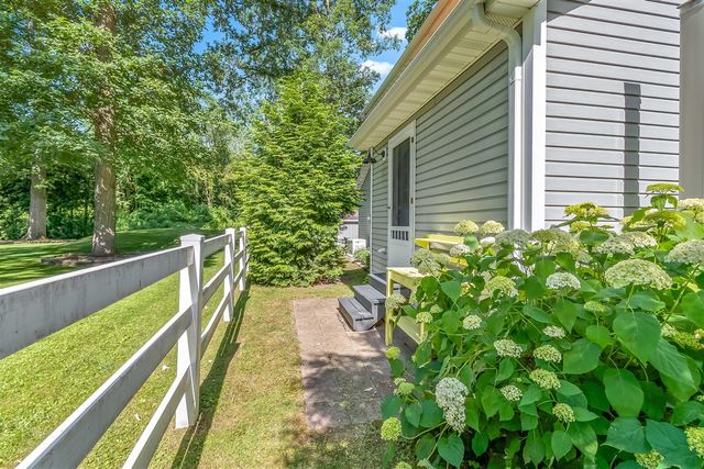 297 Winhoven Drive, Coldwater, MI 49036