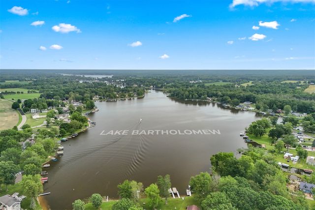 297 Winhoven Drive, Coldwater, MI 49036