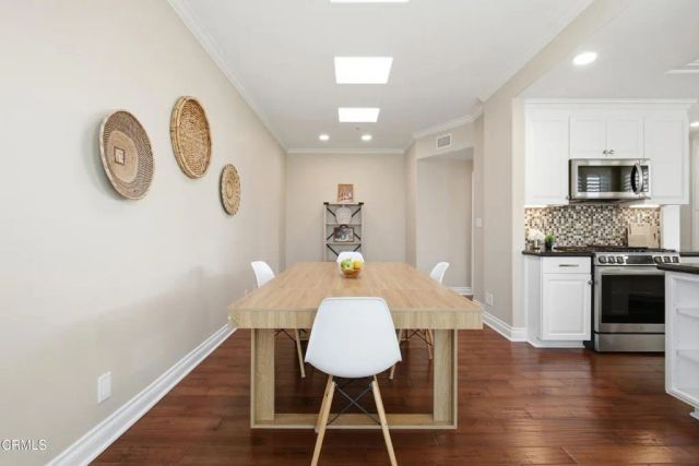 1310 Mandalay Beach Road, Oxnard, CA 93035