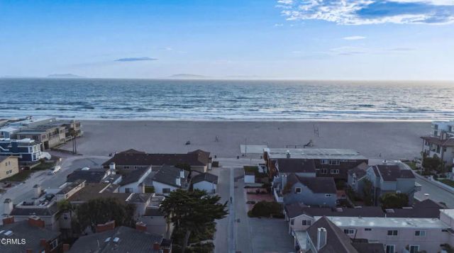 1310 Mandalay Beach Road, Oxnard, CA 93035
