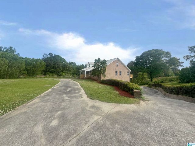 1914 LOOP ROAD, Moody, AL 35004