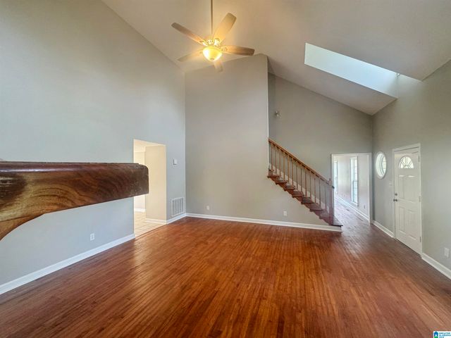 1914 LOOP ROAD, Moody, AL 35004