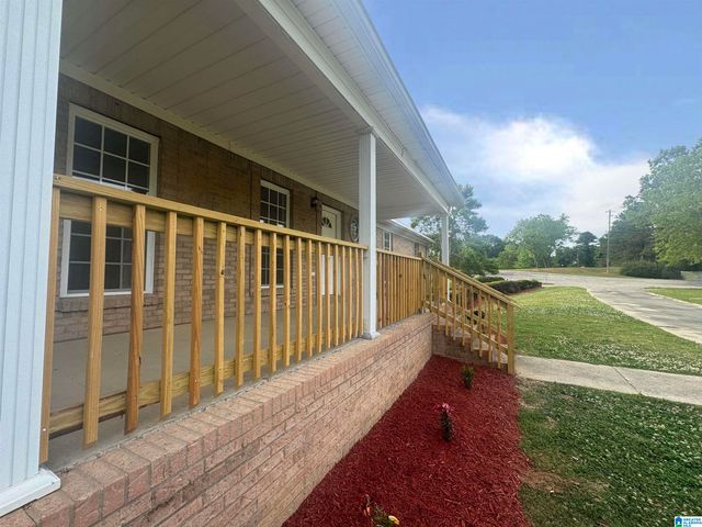 1914 LOOP ROAD, Moody, AL 35004