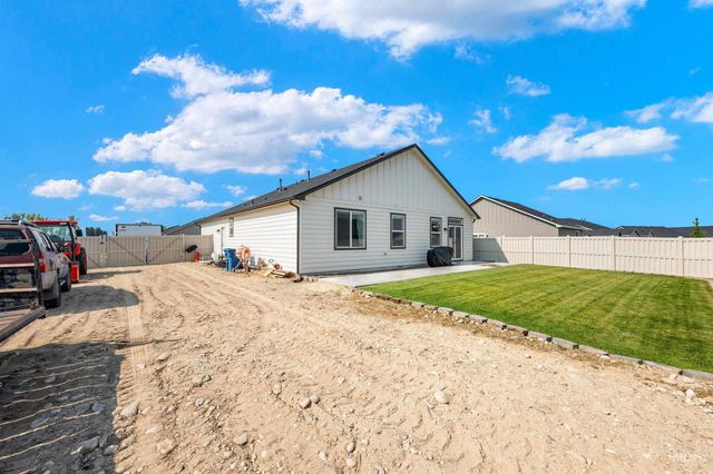11106 Shadow Glen Dr, Caldwell, ID 83605