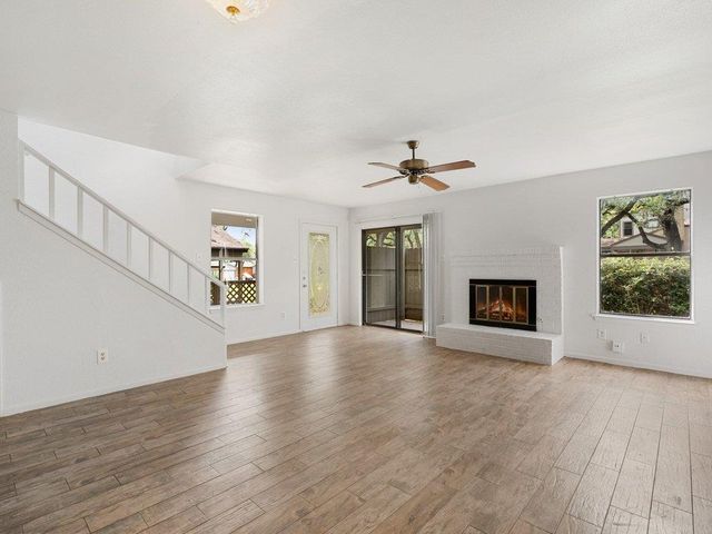 7825 Beauregard CIR 4, Austin, TX 78745