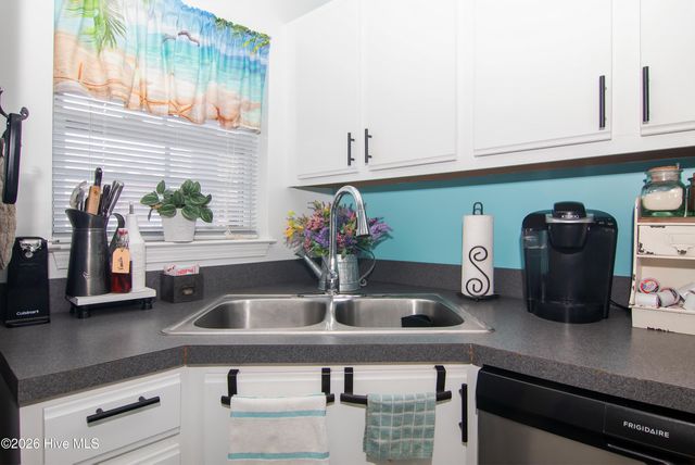 216 Eucalyptus Lane, Wilmington, NC 28412