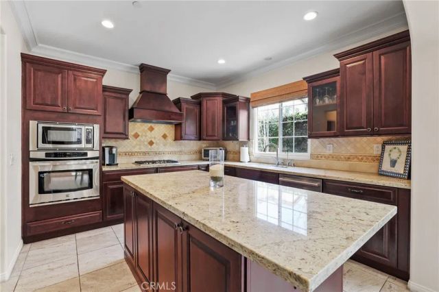 48 Arborside, Irvine, CA 92603